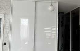 Apartament de 2 camere semidecomandat cu parcare, in zona Romul Ladea