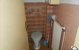 Apartament 3 camere, 85 mp utili, semidecomandat, cu gradina, loc parcare!