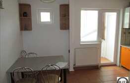 Apartament 3 camere de vanzare, 65 mp utili, zona Profi, boxa, cu panorama