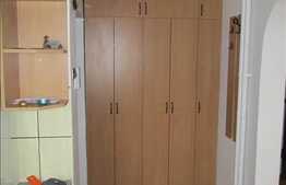 Apartament 3 camere de vanzare, 65 mp utili, zona Profi, boxa, cu panorama