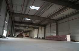 Spatiu industrial , hala 1320 mp spatiu modern Clasa A, cu autorizatie ISU, acces tir . Spatiu de birouri inclus 50 mp