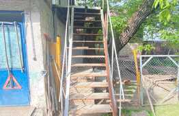 Casa de 200 mp utili si 1700 mp de teren in Sacele