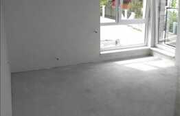 Vanzare 3 camere, 67 mp, semidecomandat, semifinisat, loc parcare, zona Campului