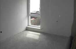 Vanzare 3 camere, 67 mp, semidecomandat, semifinisat, loc parcare, zona Campului