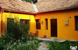 84 mp in casa pe 21 Decembrie!