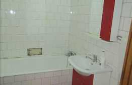 1 camera, 42 mp, decomandat, zona strazii Brasov