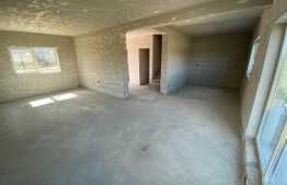 Ultima casa disponibila: 132 mp utili, 530 mp teren, extras C.F. Chinteni