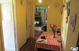 De vanzare apartament cu 2 camere, 53,25 mp, zona  piata Hermes.