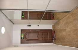 Apartament 3 camere, 98 mp, semidecomandat, parcare, zona Coresi