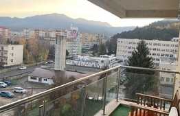 Apartament 3 camere, 74 mp, parcare, zona Vlahuta