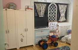 Apartament 3 camere, 74 mp, parcare, zona Vlahuta