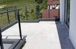 Apartament 3 camere, semifinisat, 74 mp, 100 mp terasa, zona Stejarului 