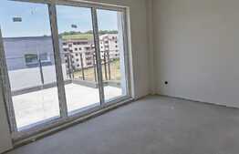 Apartament 3 camere, semifinisat, 74 mp, 100 mp terasa, zona Stejarului 