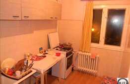 Vanzare apartament  2 camere, 50 mp decomandat