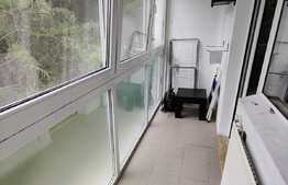 Apartament de 3 camere decomandate, etaj intermediar, 70 mp, zona Ciucas