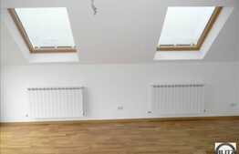 Apartament cu 4 camere, 98 mp, pe 2 nivele, zona Campului. Loc de parcare!