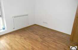 Apartament cu 4 camere, 98 mp, pe 2 nivele, zona Campului. Loc de parcare!