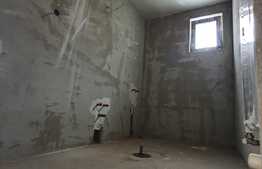 Apartament 3 camere, 66 mp, semidecomandat, zona Terra