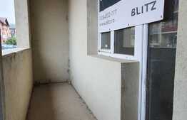 Apartament 3 camere, 66 mp, semidecomandat, zona Terra