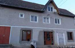 Casa individuala 4 camere, 200 mp, teren 600 mp, zona sat Iara