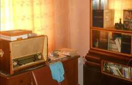 Apartament de vanzare, zona strazii Brates, 4 camere decomandate, 82 mp utili