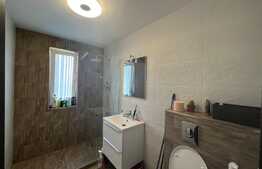 Apartament 2 camere, 43 mp, semidecomandat, zona Vivo