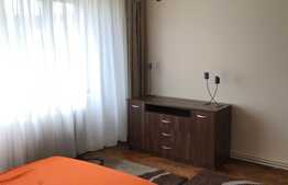 Apartament 3 camere, 80 mp, mobilat modern, zona strazii Plopilor