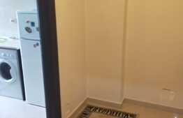 Garsoniera decomandata, balcon, 40 mp, zona Centrala