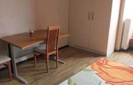 Garsoniera decomandata, balcon, 40 mp, zona Centrala