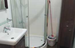 Garsoniera decomandata, balcon, 40 mp, zona Centrala