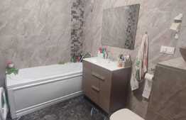 Apartament 3 camere, 60 mp, zona Vivo 