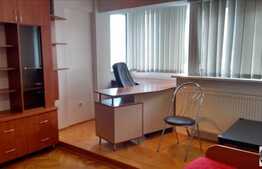 4 camere, 100 mp, decomandat, zona Piata Cipariu