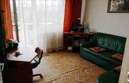 Vanzare apartament 3 camere, decomandat, 65 mp, zona Iulius Mall