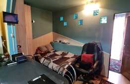 Apartament 3 camere, 50 mp, parcare, zona Florilor