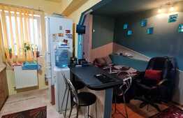 Apartament 3 camere, 50 mp, parcare, zona Florilor