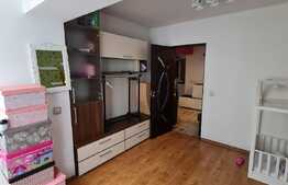 Apartament de 3 camere, 57 mp, parcare, Floresti