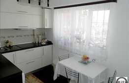 2 camere de vanzare, 58 mp utili, decomandat, zona Iulius Mall, cu boxa, parcare