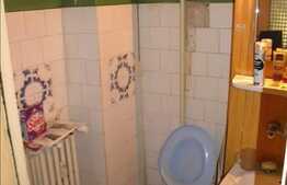 Apartament 3 camere de vanzare, decomandat, 54 mp utili, zona Mehedinti