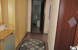 De vanzare 2 camere, 40 mp utili, decomandat, etaj intermediar, zona Teilor!