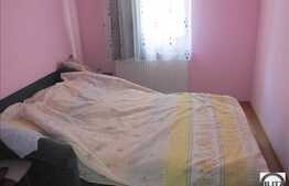 De vanzare 2 camere, 40 mp utili, decomandat, etaj intermediar, zona Teilor!