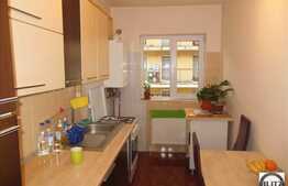 Apartament cu 2 camere, 57 mp, decomandat, zona strazii Florilor!