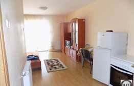 1 camera, 41 mp, imobil nou, parcare, zona Piata 1 Mai