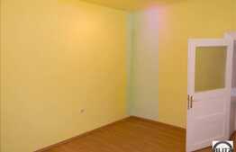 2 camere de vanzare in casa, zona Cinematografului Victoria