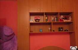 Vanzare apartament 3 camere, 76 mp, boxa subsol, zona strazii Ion Mester