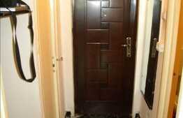 Garsoniera de vanzare, 30 mp utili, zona Parang, etaj intermediar