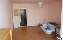 Garsoniera de vanzare, 30 mp utili, zona Parang, etaj intermediar