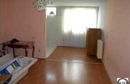 Garsoniera de vanzare, 30 mp utili, zona Parang, etaj intermediar