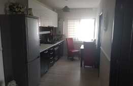 Apartament 3 camere, 51 mp, parcare, zona Subcetate