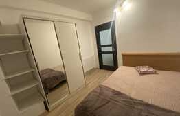 Apartament 2 dormitoare decomandate, balcon, 54 mp, zona Paris
