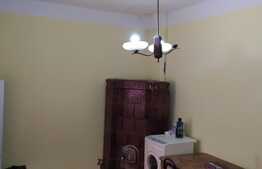 Apartament 3 camere, 59 mp, semidecomandat, zona Fagaras